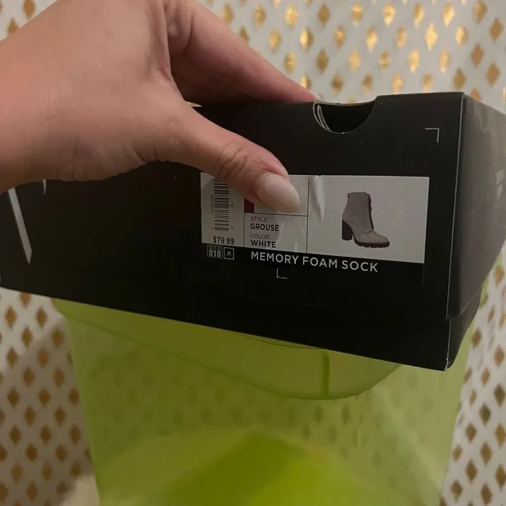 Simply Vera Wang grouse white zip up boots size 8.5 - Picture 6 of 6